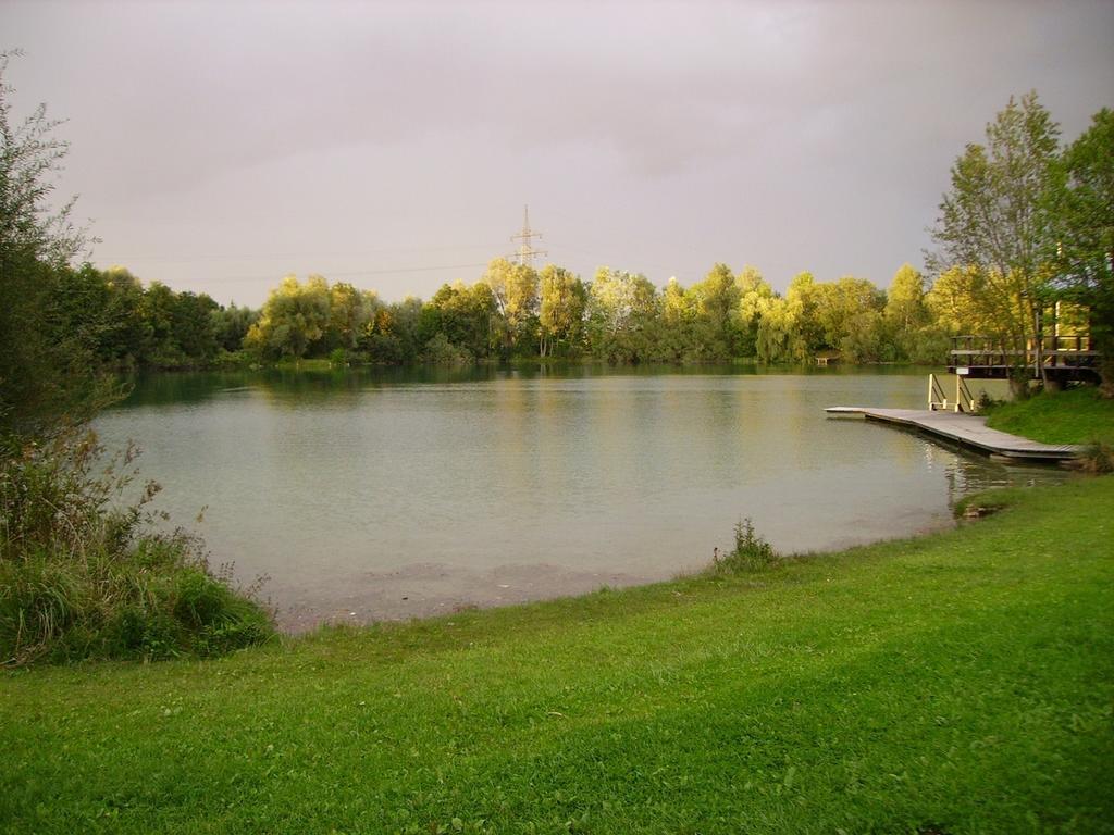 Wiflinger Graben Einfamilienhaus Villa Wörth Екстериор снимка